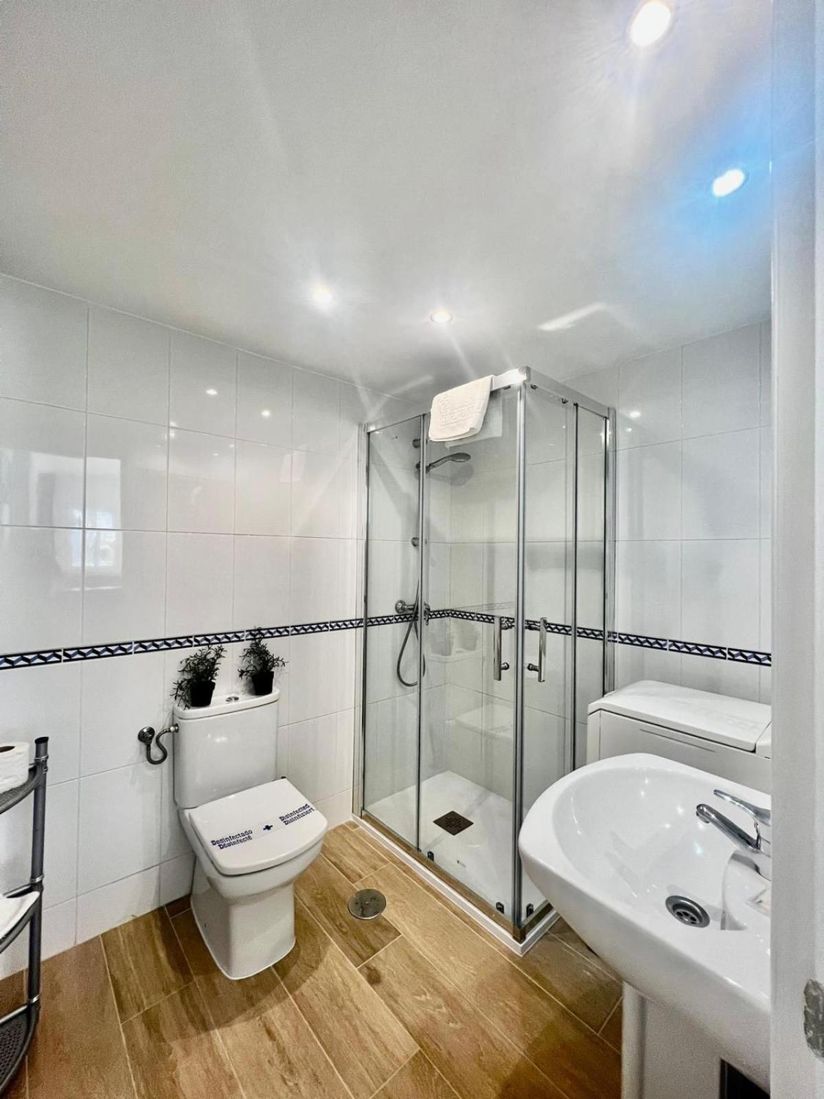 With Sea Views And Large Terrace Apartment *