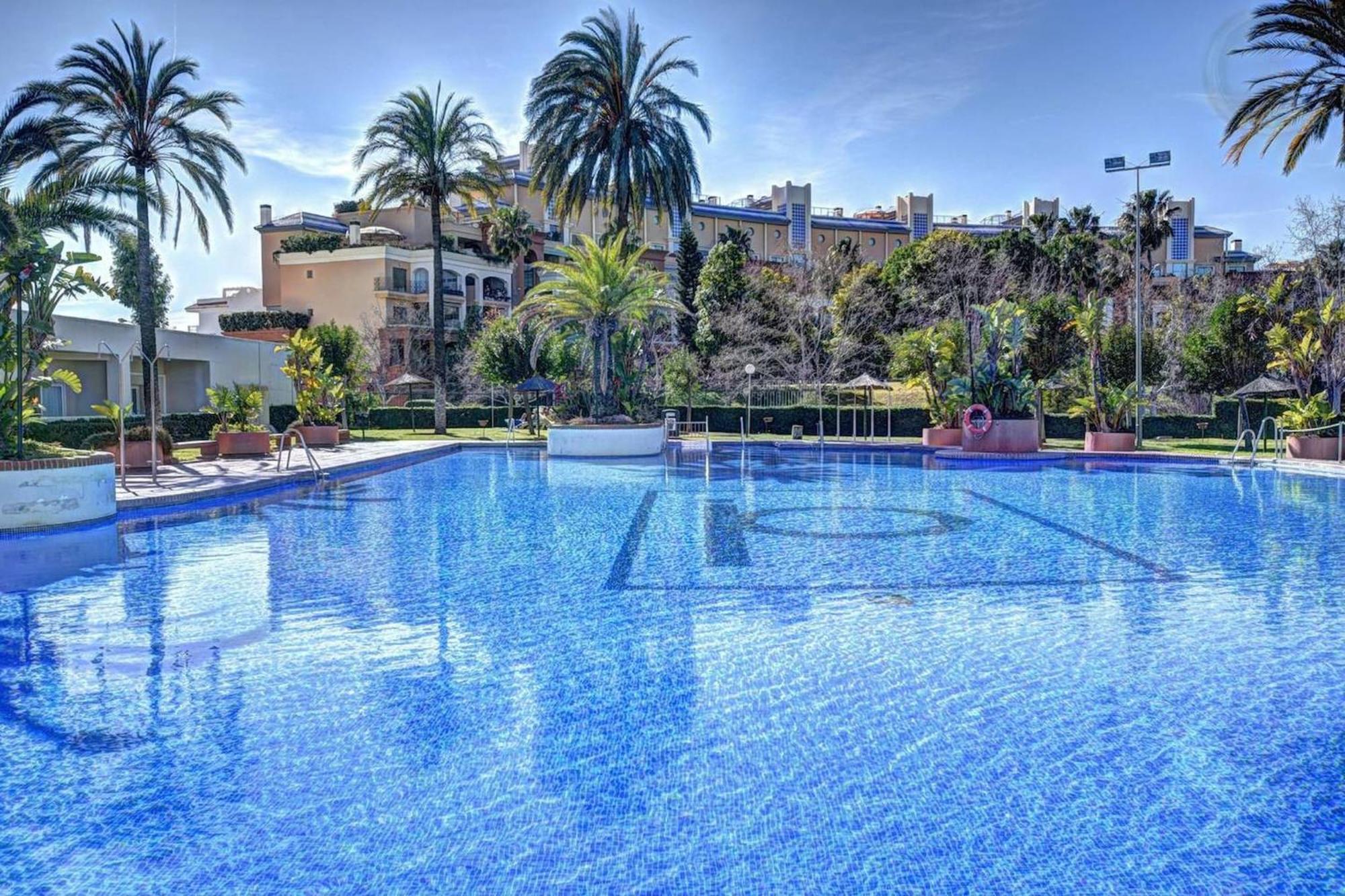 With Sea Views And Large Terrace Benalmadena