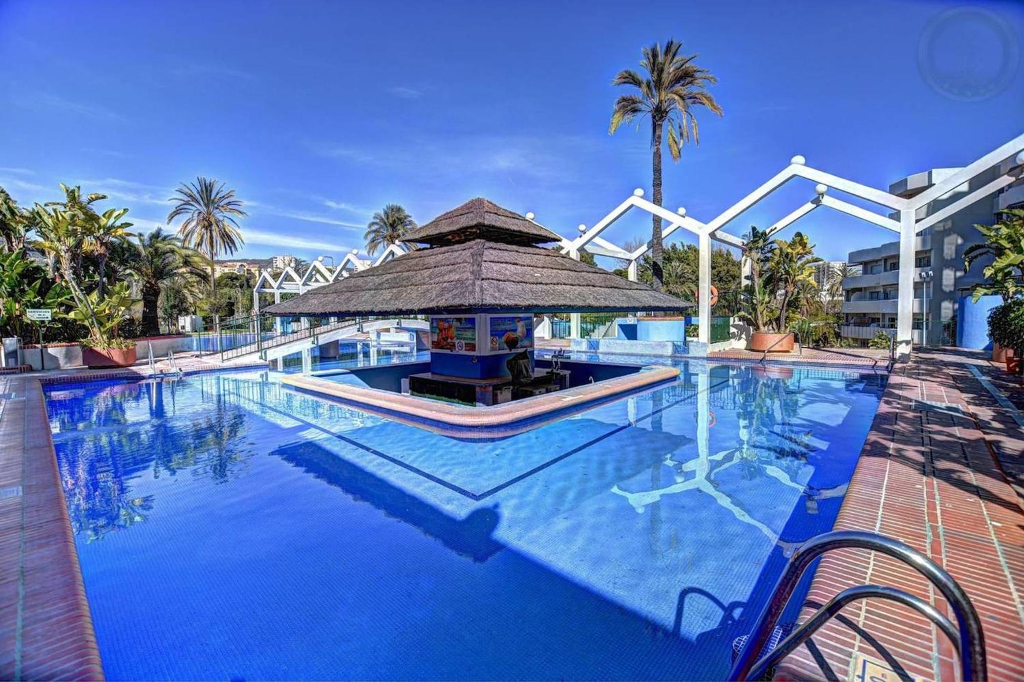 Apartment With Sea Views And Large Terrace *